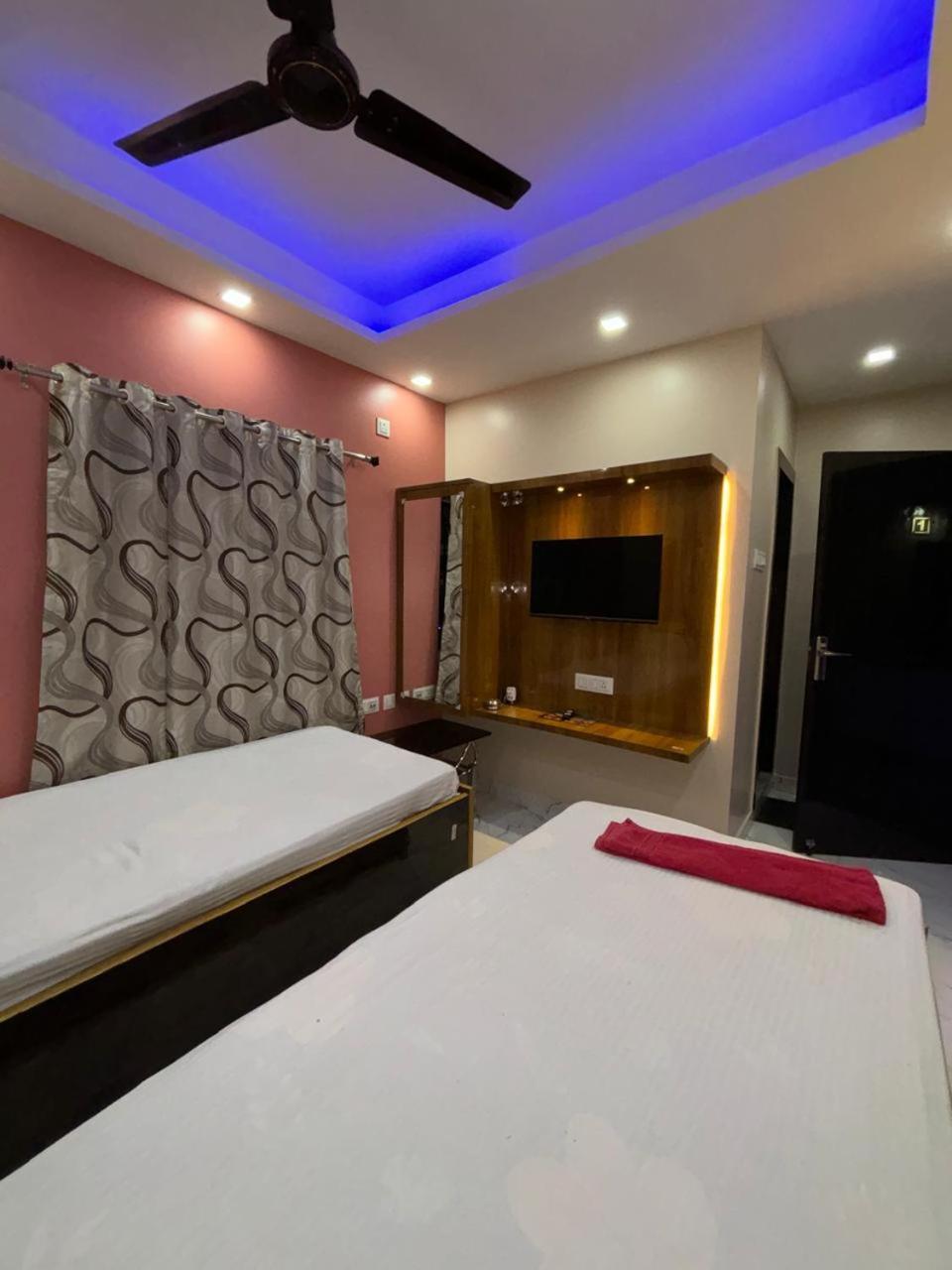 Garden Guest House Near Rene Tower Ruby General Hospital 加尔各答 外观 照片