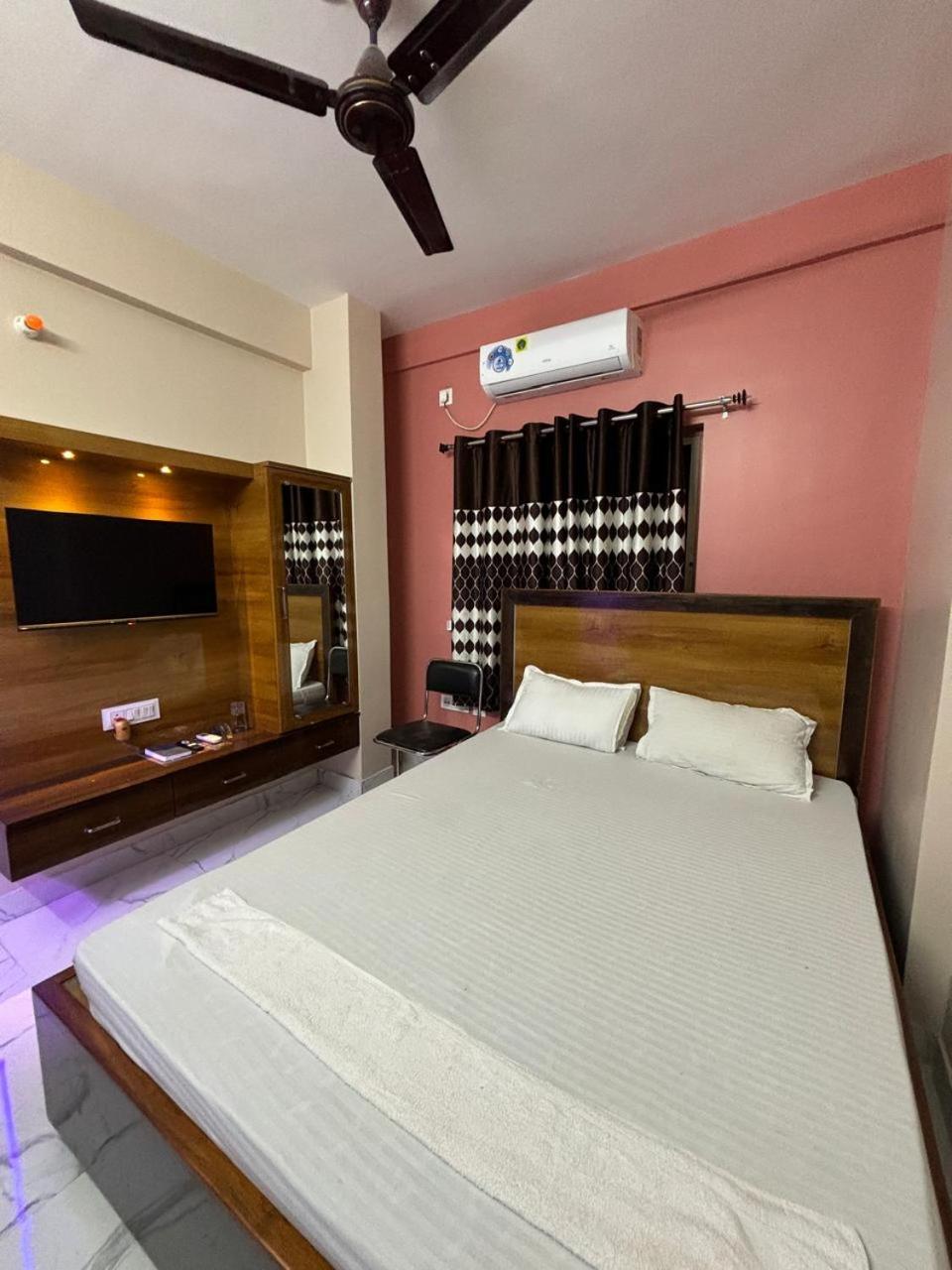 Garden Guest House Near Rene Tower Ruby General Hospital 加尔各答 外观 照片