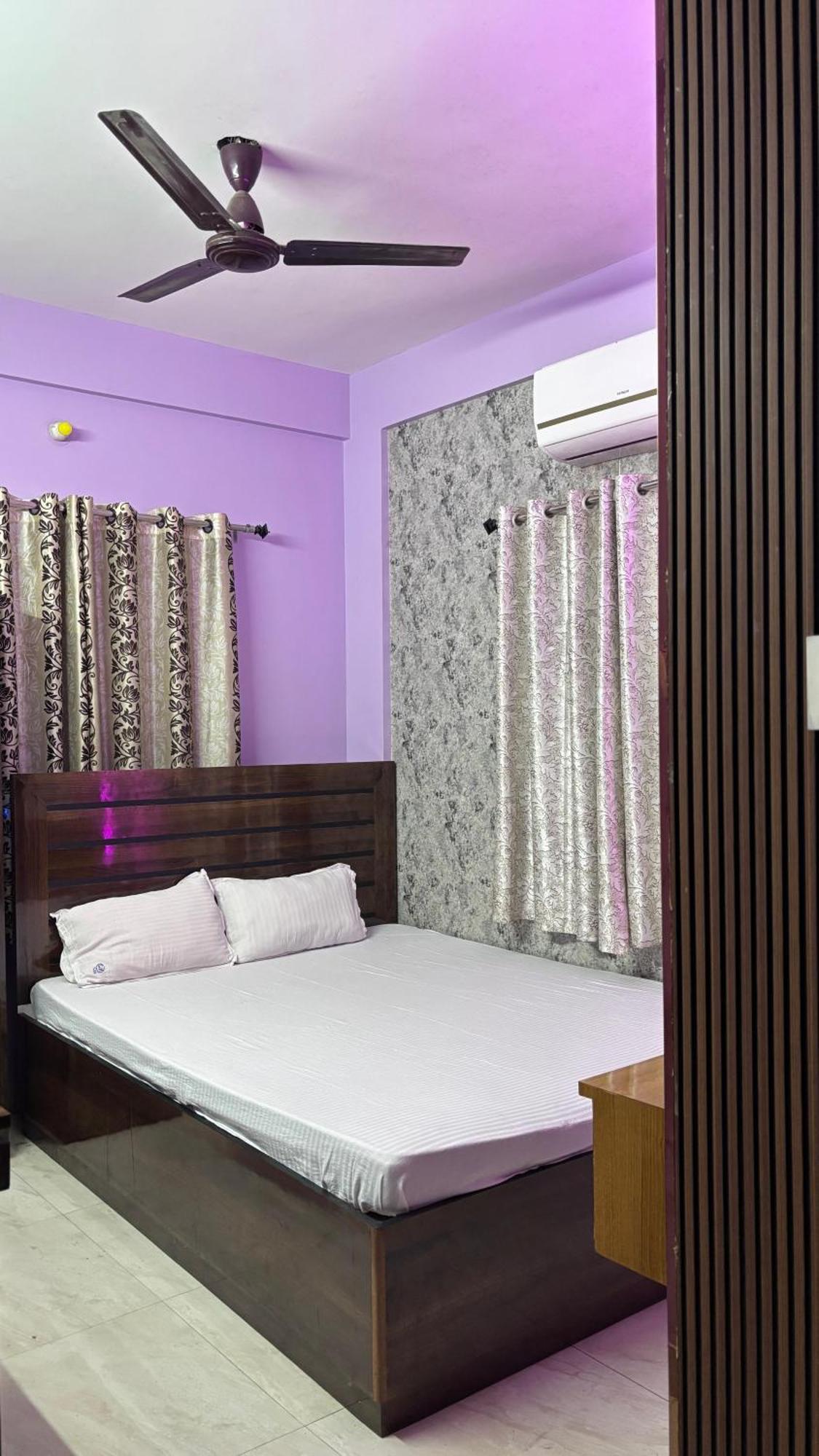 Garden Guest House Near Rene Tower Ruby General Hospital 加尔各答 外观 照片