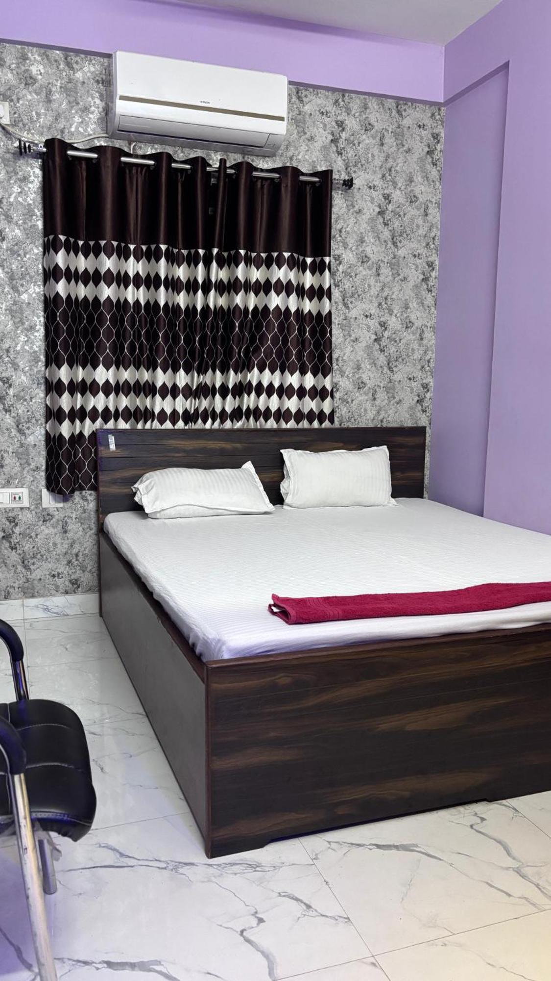 Garden Guest House Near Rene Tower Ruby General Hospital 加尔各答 外观 照片